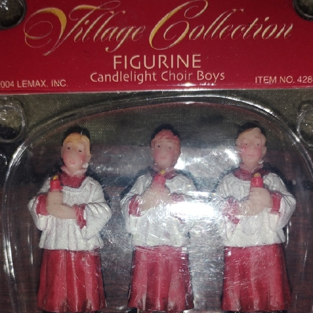 Candlelight Choir Boys Figurine - Red and White